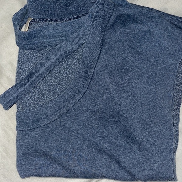 VTG Elizabeth & James Sweatshirt tee - Picture 12 of 15